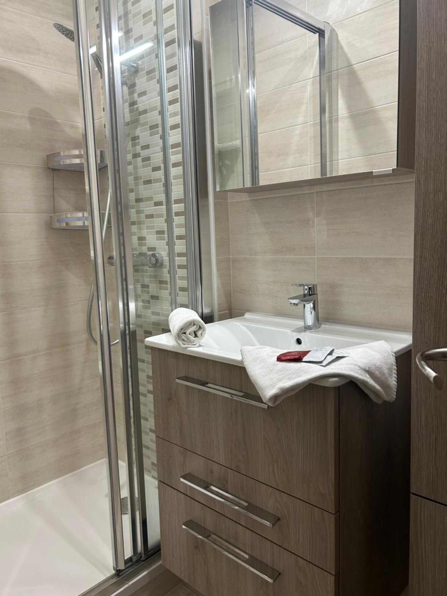Le Cocon De La Garrigue Apartment แอกด์ ภายนอก รูปภาพ